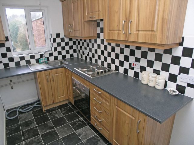  Image of 1 bedroom Flat for sale in Chapel Street Pensnett Brierley Hill DY5 at Chapel Street Pensnett Brierley Hill, DY5 4EL