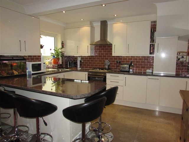  Image of 3 bedroom Property to rent in Britain Street Dunstable LU5 at Britain Street Dunstable Dunstable, LU5 4JA