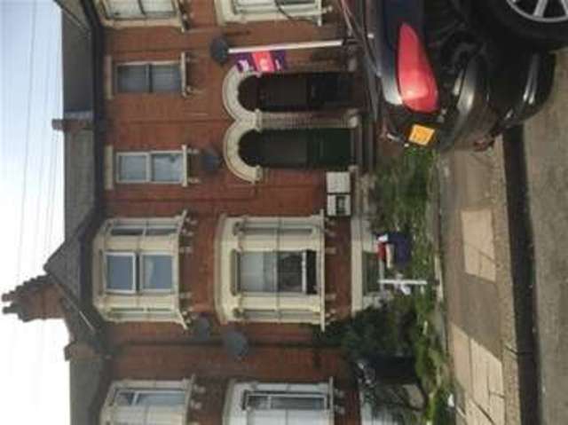 Image of 1 bedroom Flat to rent in Britannia Road Ilford IG1 at Britannia Road  Ilford, IG1 2EQ