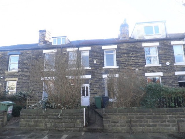  Image of 3 bedroom Terraced house to rent in Broomfield Road Headingley Leeds LS6 at Broomfield Road  Leeds, LS6 3DE