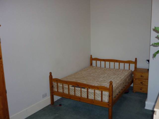  Image of 1 bedroom Flat to rent in Broughton Road Edinburgh EH7 at Canonmills Edinburgh Edinburgh, EH7 4EE