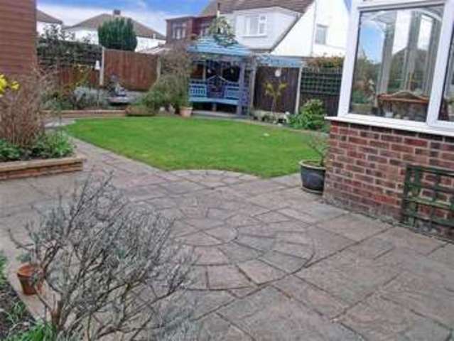  Image of 3 bedroom Bungalow for sale in Bruce Grove Wickford SS11 at Wickford Essex Wickford, SS11 8QH