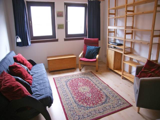  Image of 2 bedroom Flat to rent in Bryson Road Edinburgh EH11 at Polwarth Edinburgh Edinburgh, EH11 1DR