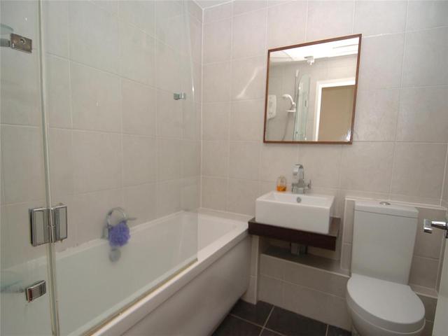  Image of 2 bedroom Flat to rent in Buccleuch Street Glasgow G3 at City Centre Glasgow Glasgow, G3 6NS