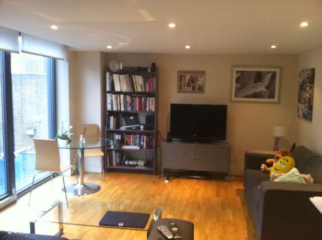  Image of 2 bedroom Apartment to rent in Bunton Street London SE18 at Bunton Street Woolwich London, SE18 6LS