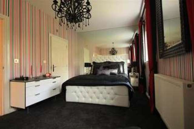  Image of 4 bedroom Town House to rent in Cadugan Place Reading RG1 at Reading, RG1 5PN