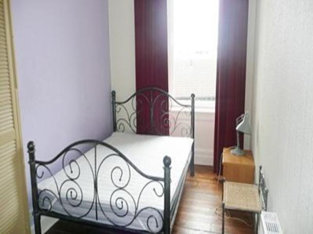  Image of 2 bedroom Flat to rent in Caledonian Road Edinburgh EH11 at Dalry Edinburgh Edinburgh, EH11 2DG