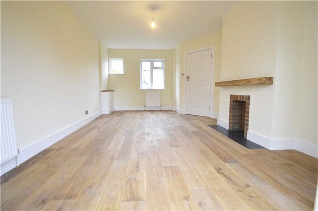  Image of 3 bedroom Semi-Detached house for sale in Cannon Court Road Maidenhead SL6 at Maidenhead Berkshire Furze Platt, SL6 7QP