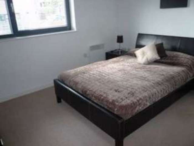  Image of 1 bedroom Flat to rent in Copenhagen Place London E14 at Copenhagen Place  Limehouse, E14 7FF