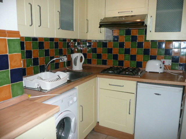  Image of 2 bedroom Flat to rent in Castle Street Paisley PA1 at Paisley Renfrewshire Renfrewshire, PA1 2JW