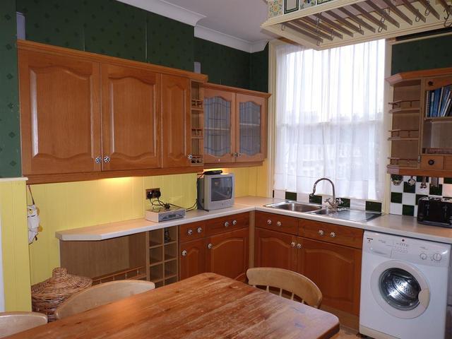  Image of 1 bedroom House Share to rent in Cintra Park London SE19 at Crystal Palace  Crystal Palace, SE19 2LQ