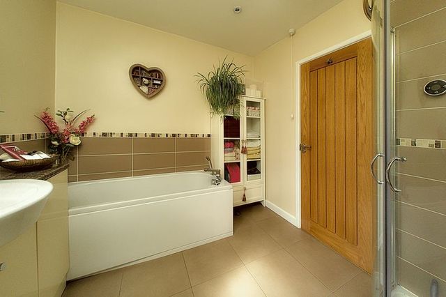  Image of 4 bedroom Detached house for sale in Cedar Drive Chichester PO19 at Cedar Drive  Chichester, PO19 3EL