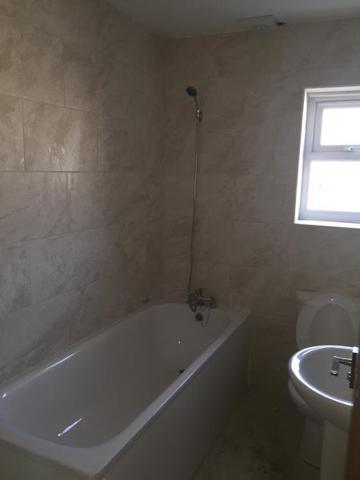  Image of 3 bedroom Detached house to rent in Central Avenue Enfield EN1 at London, EN1 3QD
