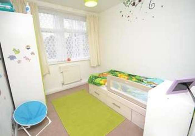  Image of 2 bedroom Flat to rent in Sycamore Avenue Chandler