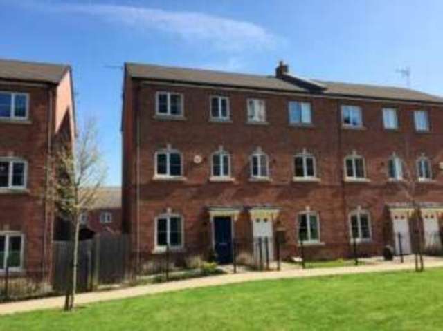  Image of 4 bedroom End of Terrace for sale in Chandley Wharf Warwick CV34 at Warwick Warwickshire Warwick, CV34 5EG