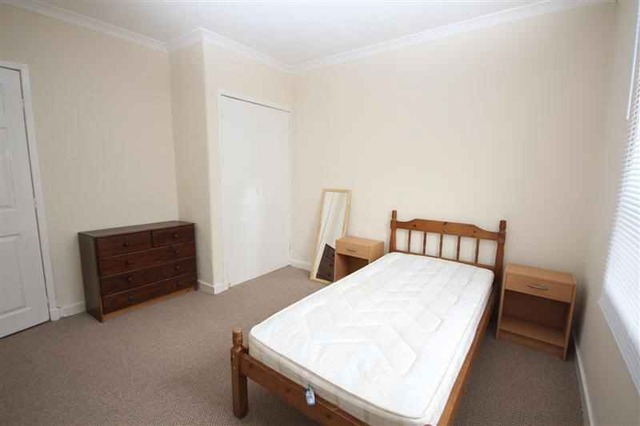  Image of 2 bedroom Detached house to rent in Chapelton Drive Polbeth West Calder EH55 at Polbeth West Lothian West Lothian, EH55 8SF