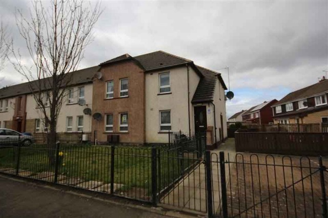  Image of 2 bedroom Detached house to rent in Chapelton Drive Polbeth West Calder EH55 at Polbeth West Lothian West Lothian, EH55 8SF