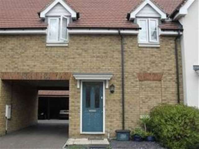  Image of 2 bedroom Flat to rent in Charles Church Walk Cranbrook Ilford IG1 at Charles Church Walk  Ilford, IG1 3RZ