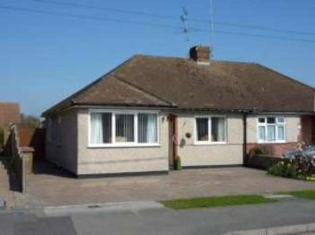  Image of 2 bedroom Bungalow for sale in Erick Avenue Broomfield Chelmsford CM1 at Chelmsford Essex Broomfield, CM1 7BX