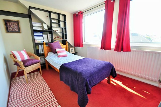  Image of 5 bedroom Semi-Detached house for sale in Chessington Avenue Bexleyheath DA7 at Bexleyheath Kent Bexleyheath, DA7 5NR