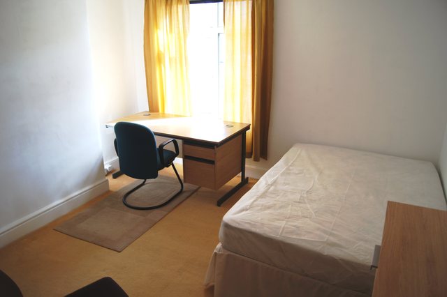  Image of 5 bedroom House Share to rent in Chestnut Street Worcester WR1 at Worcester  Worcester, WR1 1PA