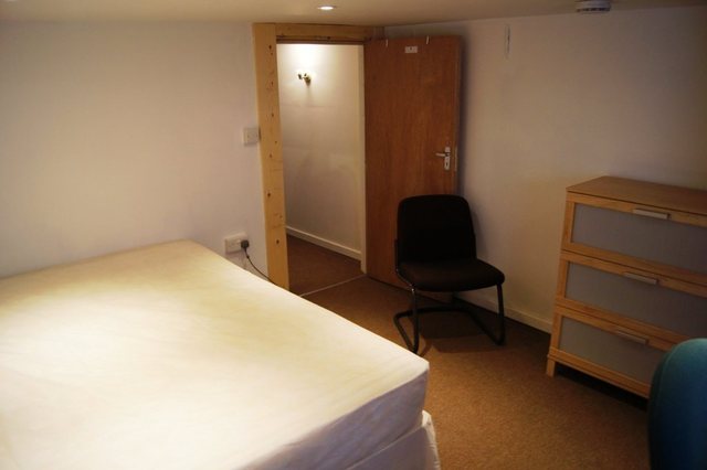  Image of 5 bedroom House Share to rent in Chestnut Street Worcester WR1 at Worcester  Worcester, WR1 1PA