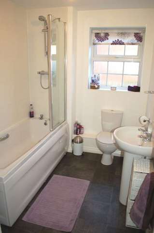  Image of 1 bedroom Apartment for sale in Kiln Avenue Chinnor OX39 at Kiln Avenue  Chinnor, OX39 4BZ