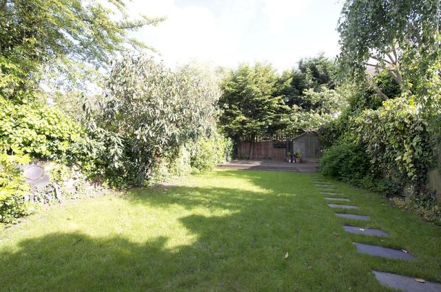  Image of 5 bedroom Detached house to rent in Church Road London SW13 at Church Road  London, SW13 9HN