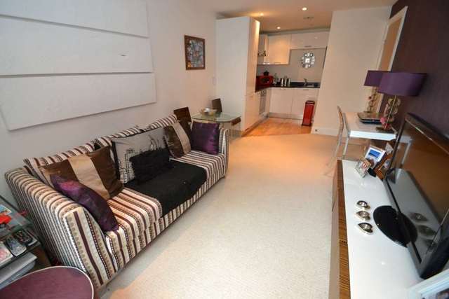  Image of 1 bedroom Apartment to rent in Church Street Epsom KT17 at Church Street  Epsom, KT17 4NP