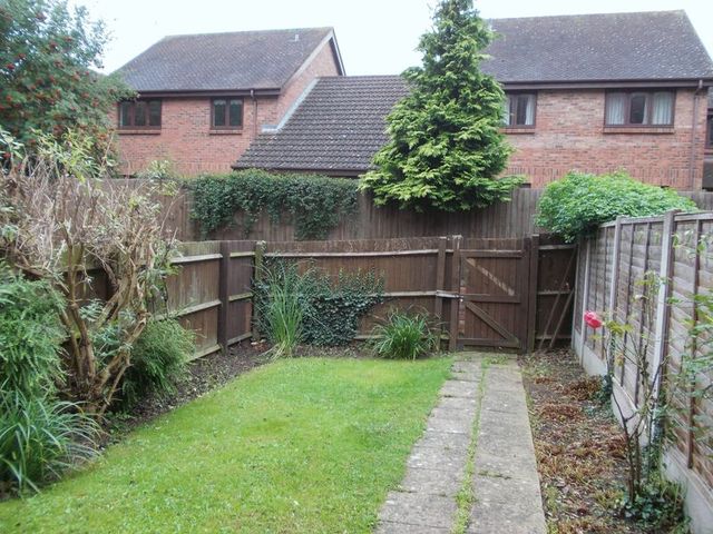  Image of 3 bedroom Terraced house to rent in Brewery Walk Worcester WR1 at Brewery Walk  Worcester, WR1 3HY