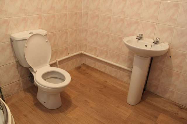  Image of 3 bedroom Flat to rent in City Road Roath Cardiff CF24 at City Road Roath Cardiff, CF24 3BP