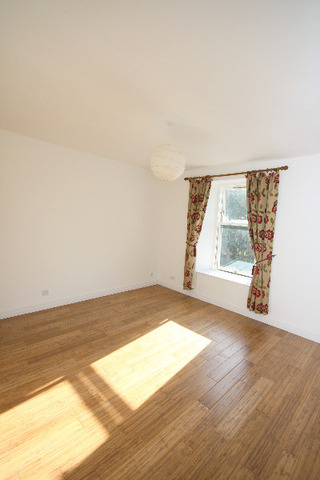  Image of 2 bedroom Flat to rent in City Road Dundee DD2 at West End Dundee Dundee, DD2 2BG