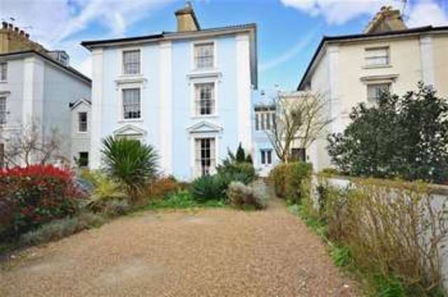  Image of 5 bedroom Semi-Detached house for sale in Clarence Place Gravesend DA12 at Gravesend Kent Gravesend, DA12 1LD