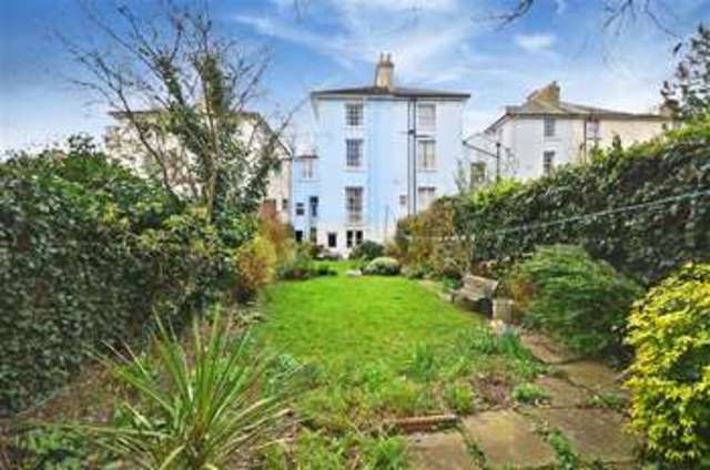  Image of 5 bedroom Semi-Detached house for sale in Clarence Place Gravesend DA12 at Gravesend Kent Gravesend, DA12 1LD