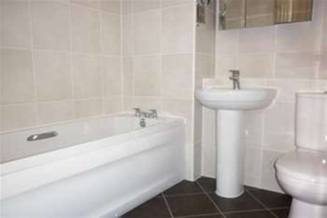  Image of 2 bedroom Property to rent in Claypit Walk Nottingham NG11 at Nottingham, NG11 7HA