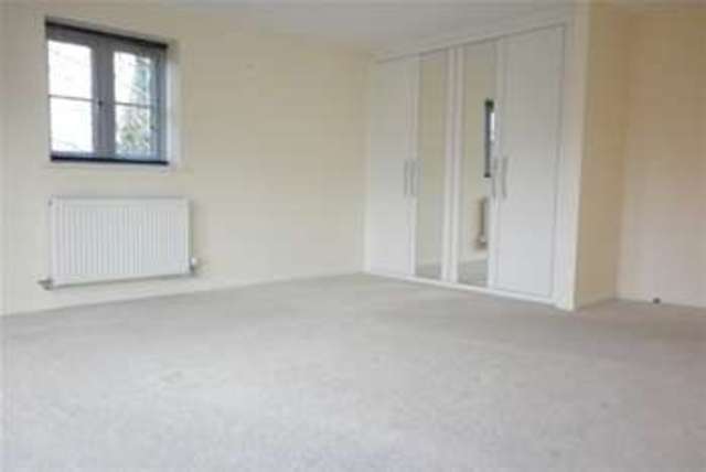  Image of 2 bedroom Property to rent in Claypit Walk Nottingham NG11 at Nottingham, NG11 7HA