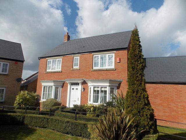  Image of 4 bedroom Detached house for sale in Clementine Road Swindon SN25 at Oakhurst  Swindon, SN25 2JS