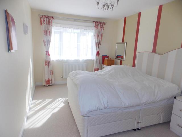  Image of 4 bedroom Detached house for sale in Clementine Road Swindon SN25 at Oakhurst  Swindon, SN25 2JS