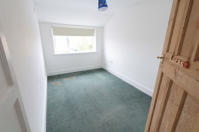  Image of 4 bedroom Detached house to rent in Clingan Road Southbourne Bournemouth BH6 at Clingan Road  Bournemouth, BH6 5QA