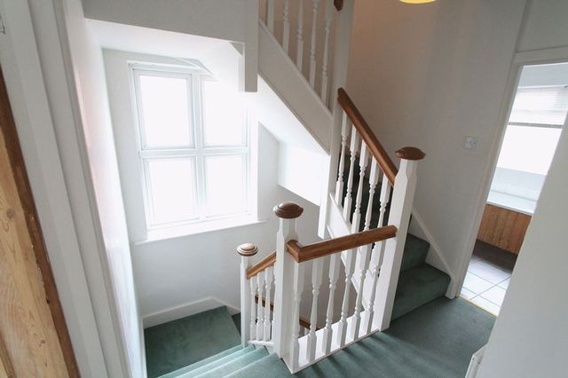  Image of 4 bedroom Detached house to rent in Clingan Road Southbourne Bournemouth BH6 at Clingan Road  Bournemouth, BH6 5QA