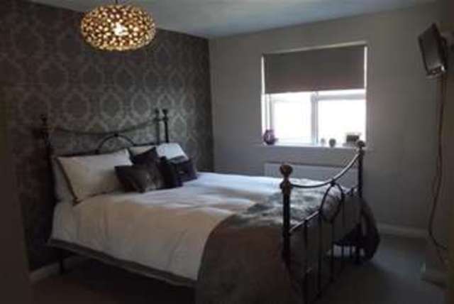  Image of 2 bedroom Detached house to rent in Riverview Gardens Cobham KT11 at Cobham, KT11 1HL