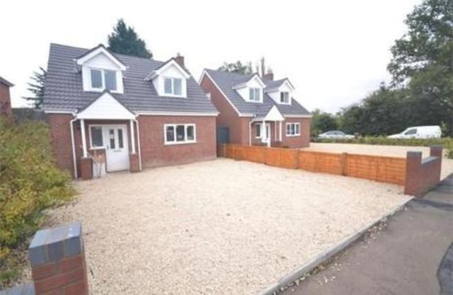  Image of 3 bedroom Detached house to rent in Conway Avenue Coventry CV4 at Tile Hill  Coventry, CV4 9JA