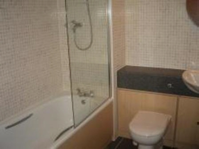  Image of 1 bedroom Flat to rent in Cook Street Glasgow G5 at Tradeston Glasgow Glasgow, G5 8JQ