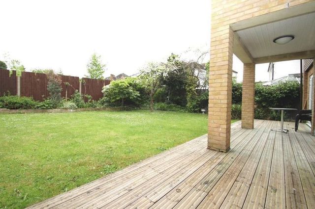  Image of 6 bedroom Detached house to rent in Coombe Lane West Coombe Kingston upon Thames KT2 at Coombe Lane West  Kingston Upon Thames, KT2 7EU