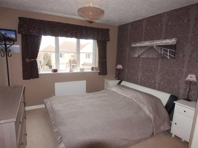  Image of 4 bedroom Property for sale in Cornstone Fold Leeds LS12 at Cornstone Fold Leeds Leeds, LS12 5SX