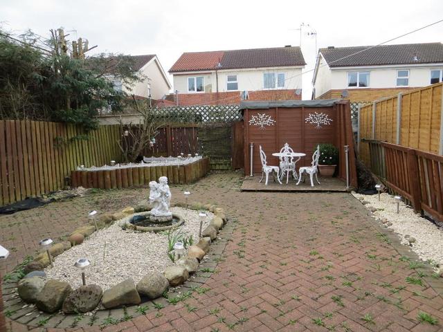  Image of 3 bedroom Semi-Detached house to rent in Coronet Close Hull HU6 at Hall Road  Hull, HU6 9UD