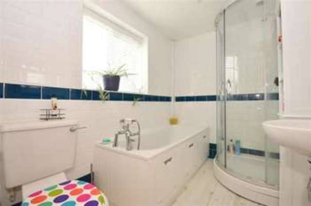 Image of 4 bedroom Detached house for sale in Courtlands Nutley Uckfield TN22 at Nutley Uckfield Nutley, TN22 3LS