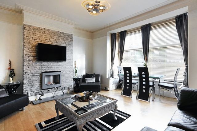  Image of 3 bedroom Flat for sale in Cowper Road Worthing BN11 at Cowper Road  Worthing, BN11 4PD
