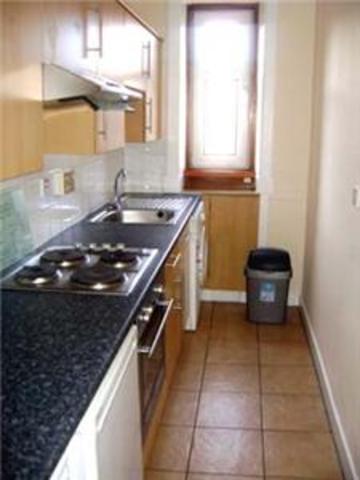  Image of 2 bedroom Flat to rent in Crieff Road Perth PH1 at Perth Perthshire Perthshire, PH1 5AF