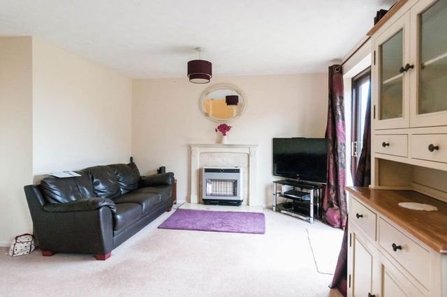  Image of 3 bedroom Semi-Detached house to rent in Cunningham Close Higham Ferrers Rushden NN10 at Cunningham Close Higham Ferrers Rushden, NN10 8BS